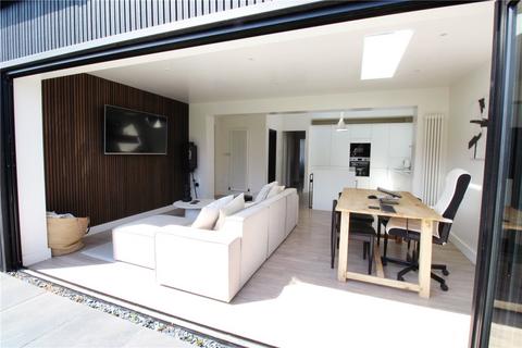 30 Meadow Close, Norwich, NR6 6XY