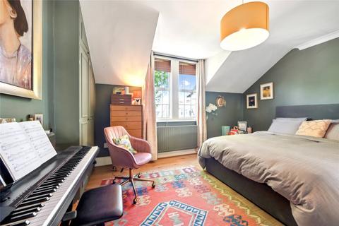 2 bedroom apartment for sale, Fauconberg Road, London, W4