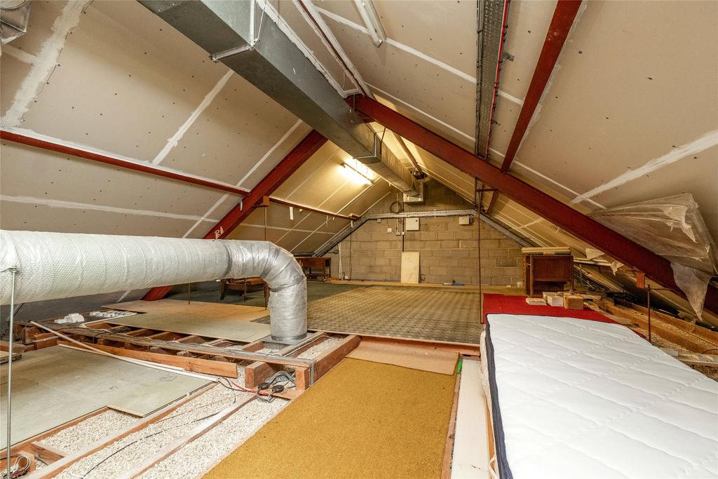 Walk-In Loft