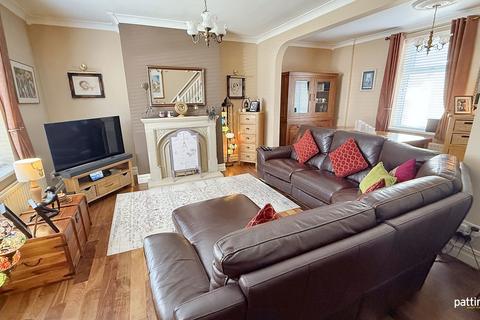 60 Meldon Terrace, Newbiggin-by-the-sea, NE64 6XH