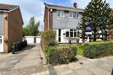 3 bedroom semi-detached house for sale, Royal Avenue, Heywood, Greater Manchester, OL10
