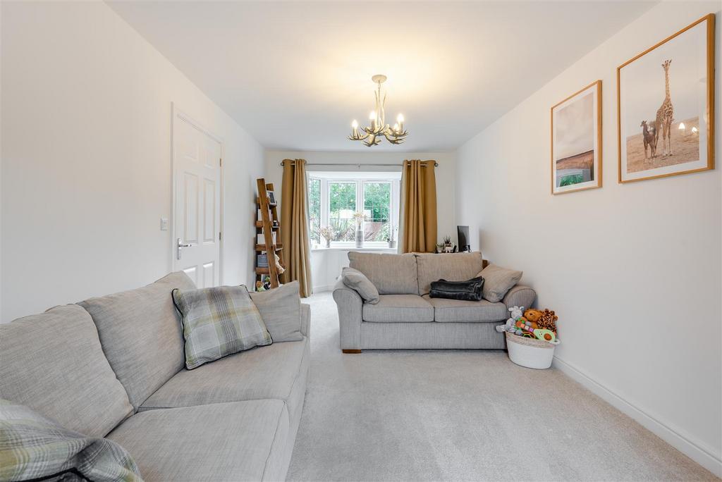 8571922-interior02.jpg