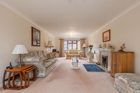 undefined, Spacious Living in Thorpe End