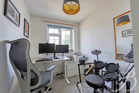 16 Brill Close, Marlow, SL7 2RH