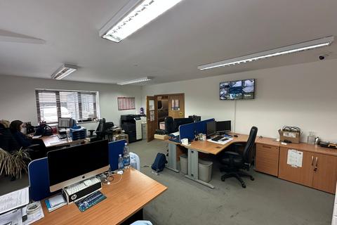 Business park to rent, Epping