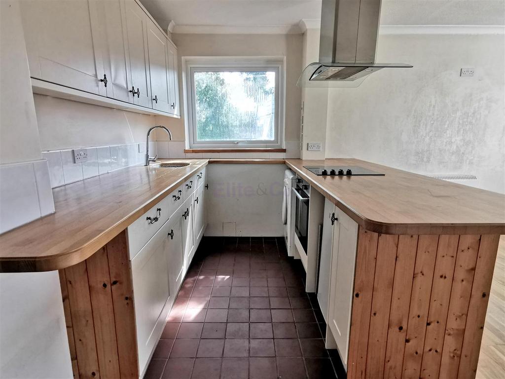 Lounge/Kitchen