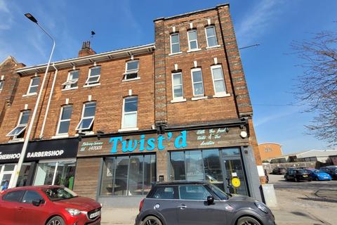 Shop to rent, 4 New Cleveland Street, Hull, East Yorkshire, HU8 7HE