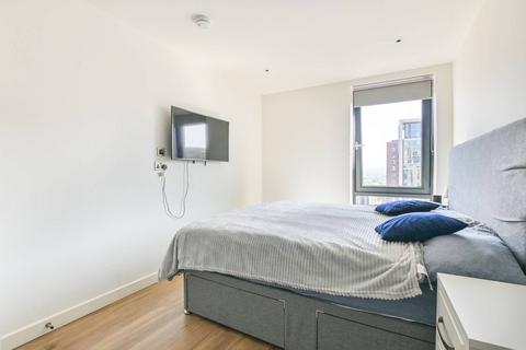 3 bedroom flat for sale, Weaver Walk, Wembley Park, Wembley, HA9