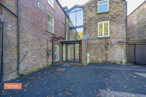 2 bedroom apartment to rent, Quadrant House, Quadrant Mews, Buxton