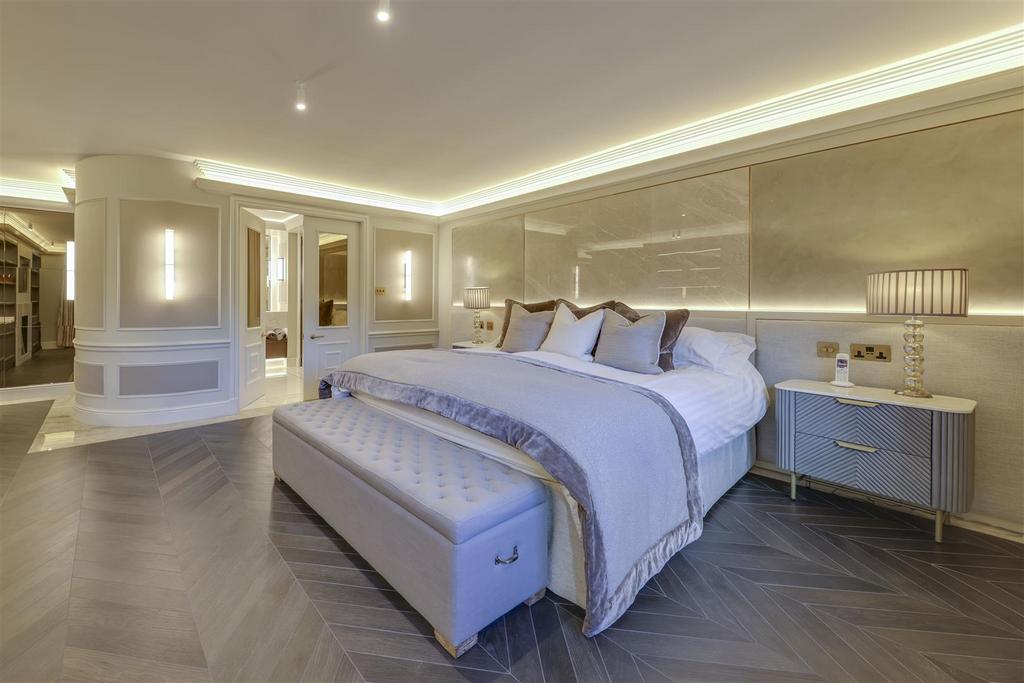 Master Suite Bedroom