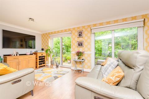 4 bedroom end of terrace house for sale, Silver Tree Close, Walderslade Woods, Chatham, Kent