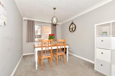 4 Fulbert Road, Dover, CT16 2ED
