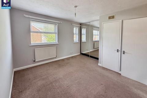 8 Bishops Path, Burnham-on-sea, TA8 1RF