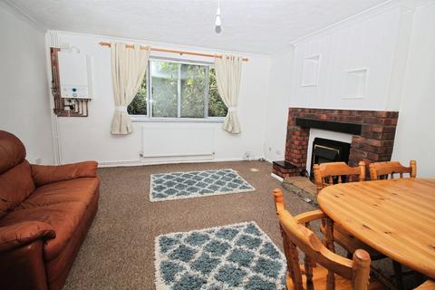 2 bedroom maisonette to rent, Middlefield, Hatfield, AL10