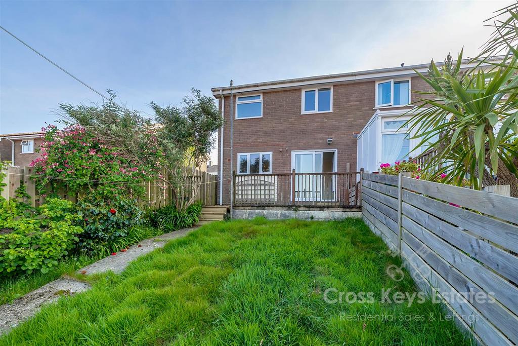 Rear Garden And Views