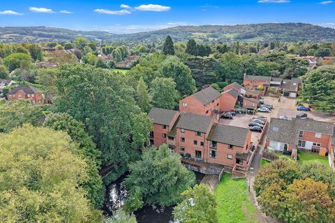 undefined, King George Close, Cheltenham
