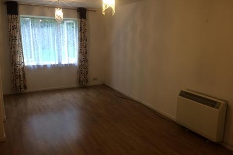 2 bedroom flat to rent, Tudor Close, Hatfield