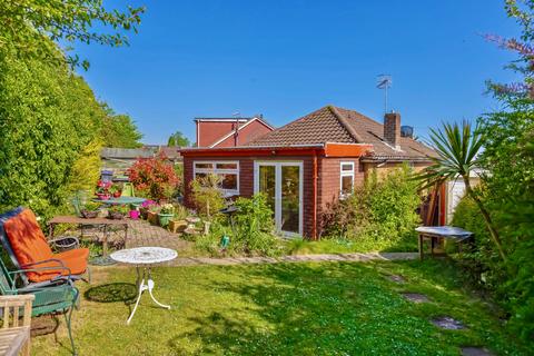 31 Bramber Close, Sompting, Lancing, BN15 0JA