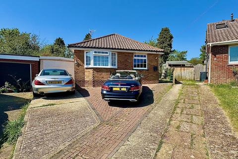 31 Bramber Close, Sompting, Lancing, BN15 0JA
