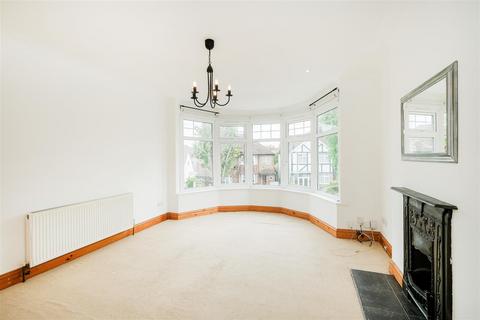 2 bedroom flat for sale, Beresford Road, North Chingford