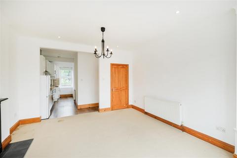 2 bedroom flat for sale, Beresford Road, North Chingford