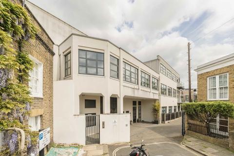 undefined, Hogarth Lane, London W4