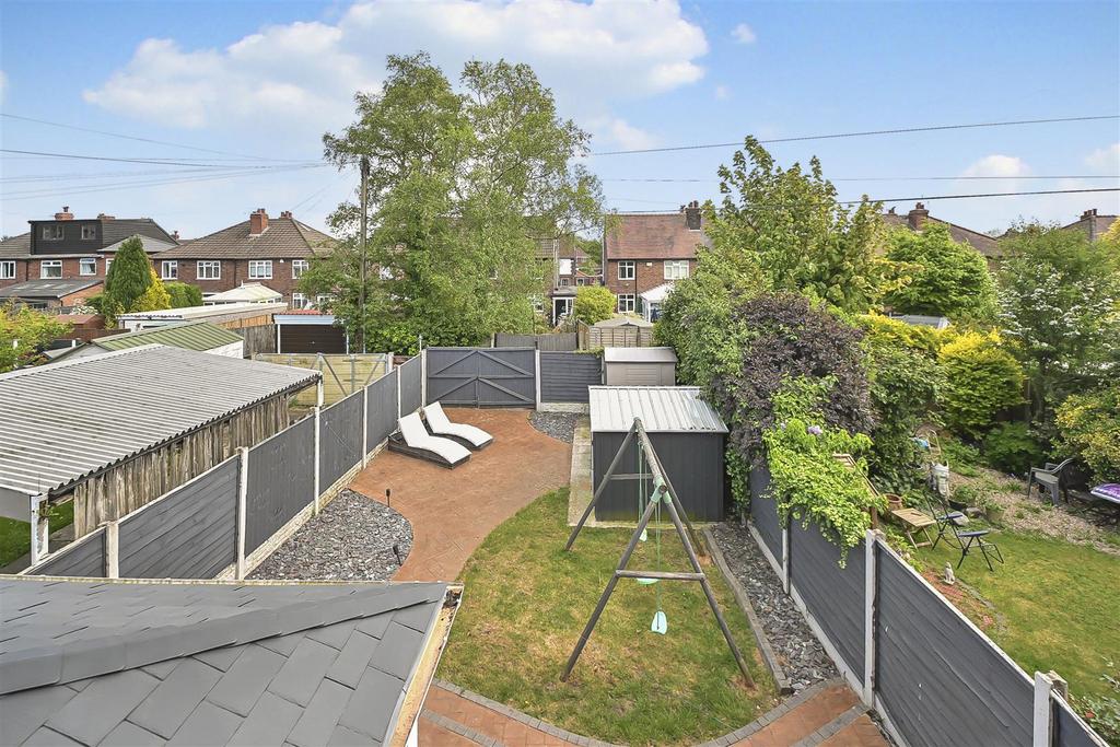 164 The Avenue View to Rear.jpg
