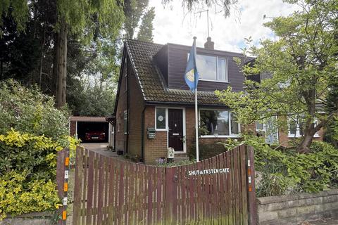 undefined, Kenmore Road, Cleckheaton BD19