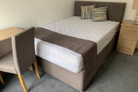 2 bedroom terraced house to rent, Rosefield Street, West End DD1