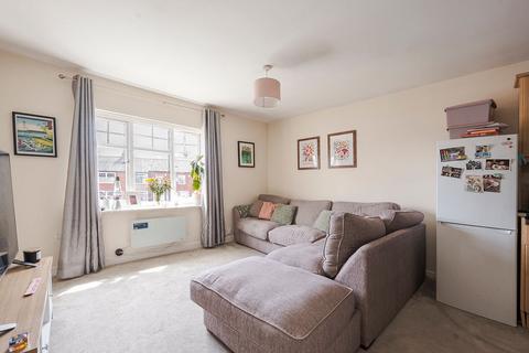 2 bedroom flat for sale, Park Court , Hindley