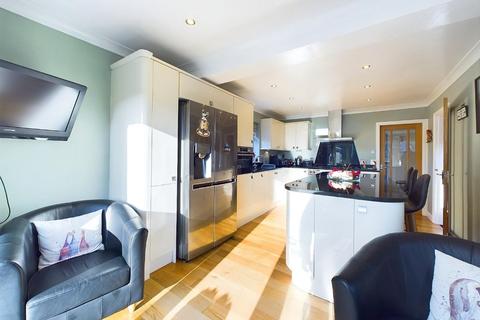 24 Brook Lane, Clayton, Bradford, BD14 6PH