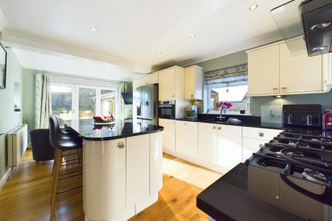 24 Brook Lane, Clayton, Bradford, BD14 6PH