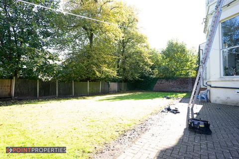 undefined, Liverpool L7