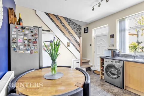 215 Heron Street, Oldham, OL8 4EB
