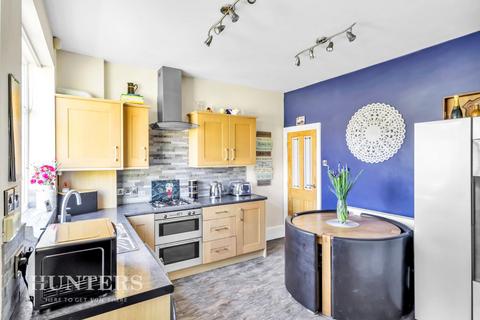 215 Heron Street, Oldham, OL8 4EB