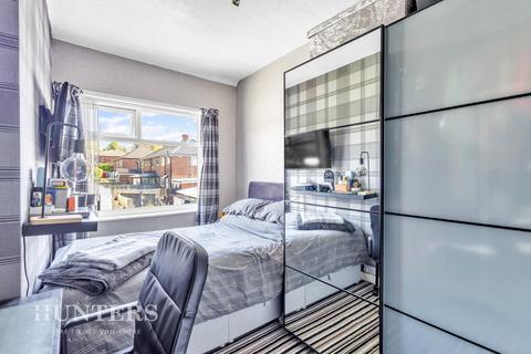 215 Heron Street, Oldham, OL8 4EB