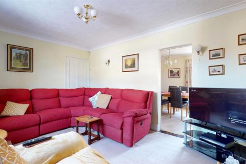 3 bedroom end of terrace house for sale, Bury Street, Newport Pagnell MK16