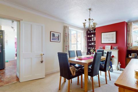 3 bedroom end of terrace house for sale, Bury Street, Newport Pagnell MK16