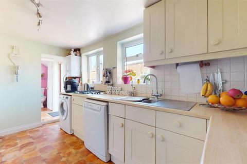 3 bedroom end of terrace house for sale, Bury Street, Newport Pagnell MK16