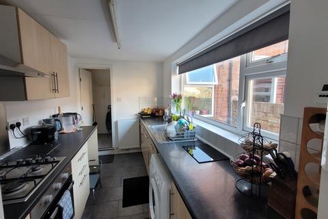 2 bedroom property for sale, 24 Vermont Crescent, , Hull, HU5 1PX