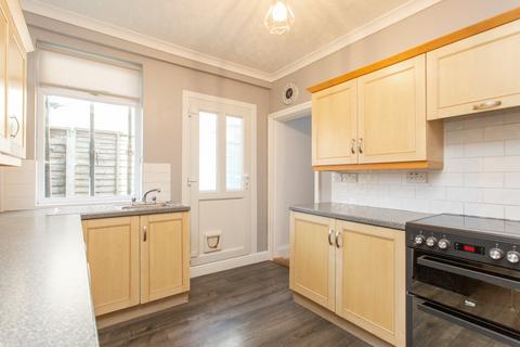 2 bedroom flat for sale, Beltinge Road, Herne Bay, Kent, CT6