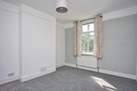 72 Mead Road, Folkestone, CT19 5QZ