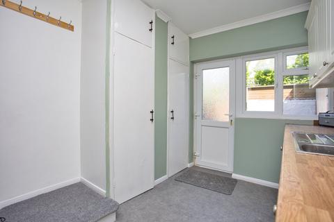 72 Mead Road, Folkestone, CT19 5QZ
