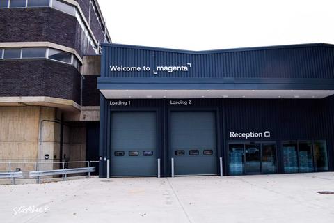 undefined, Darwin Close, Reading RG2