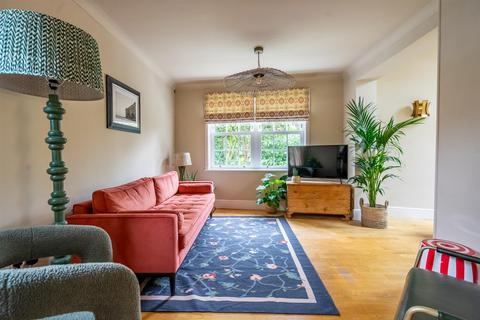 3 bedroom mews to rent, Cobble Court Mews, Shaws Terrace, York, YO24 1BB