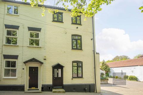 undefined, George Hill, Norwich NR6