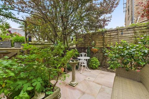 11 Chandos Road, Worthing, BN11 1TJ