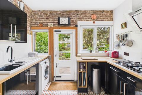 11 Chandos Road, Worthing, BN11 1TJ