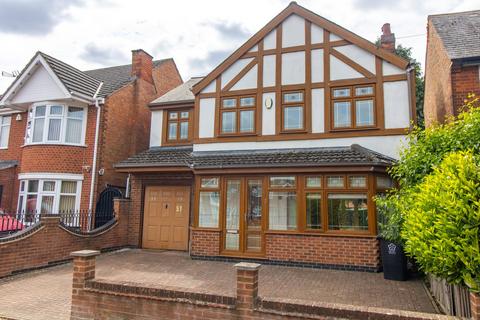 4 bedroom detached house for sale, Meredith Road, Leicester, LE3