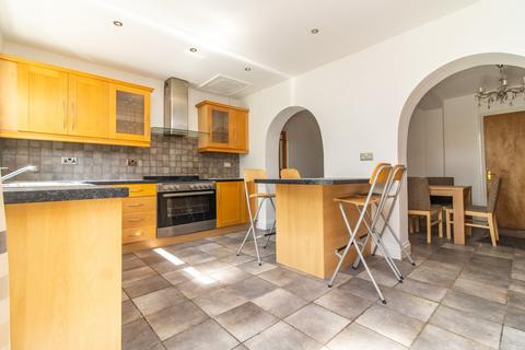 4 bedroom detached house for sale, Meredith Road, Leicester, LE3